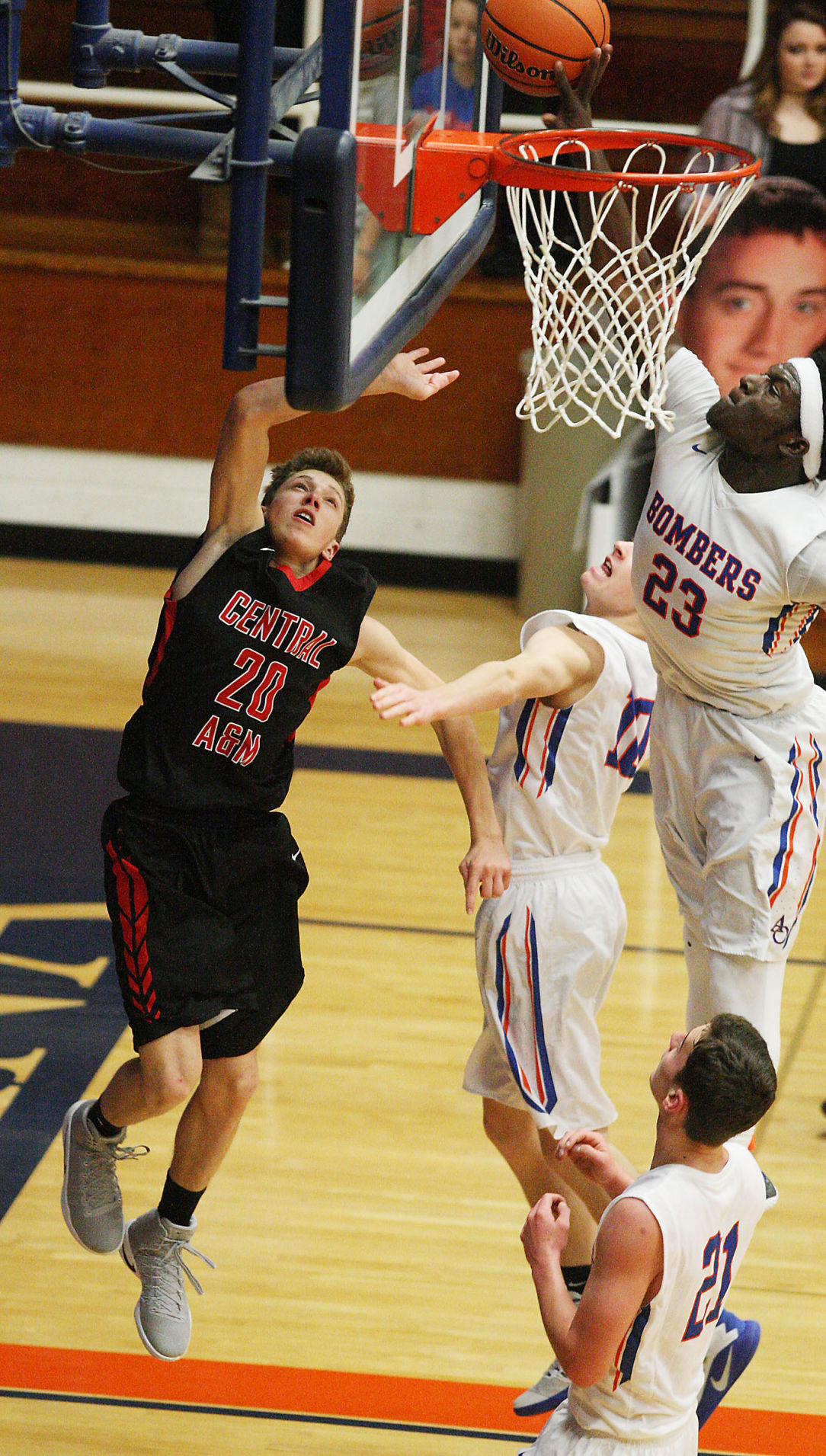 Argenta Oreana vs Central AM boys basketball 1 1.3.17.jpg